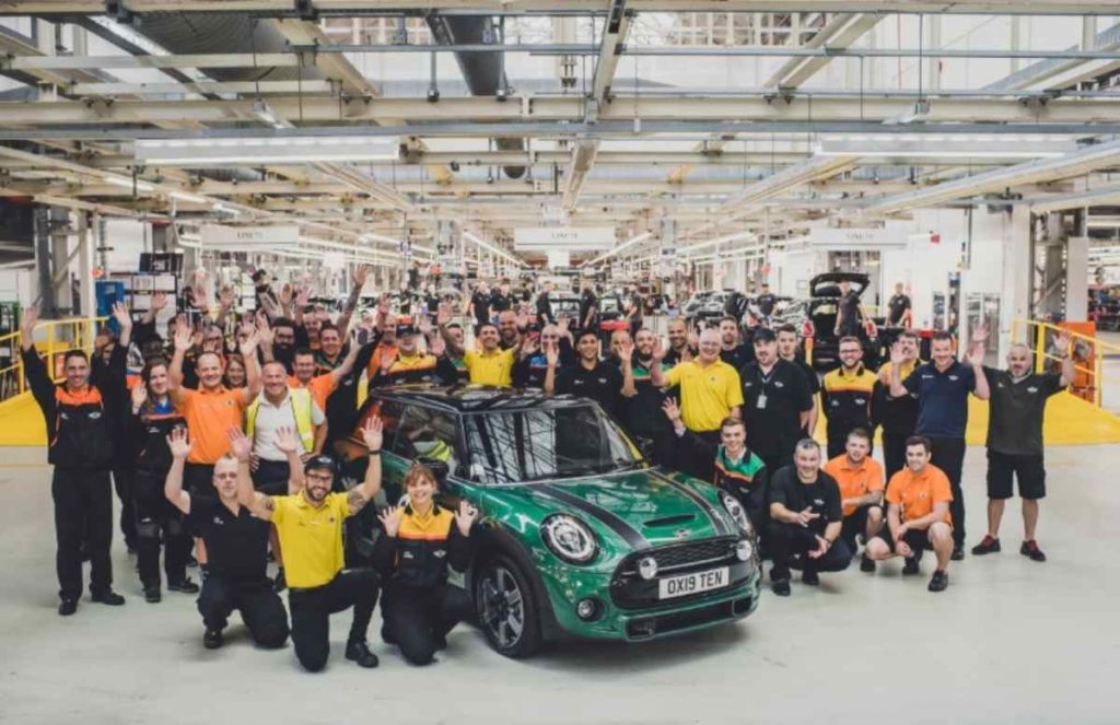 Mini Cooper 60 anni