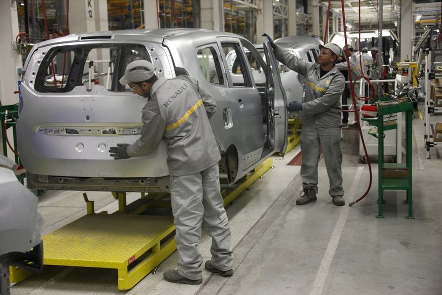 È una Dacia Lodgy la milionesima vettura dello stabilimento di Tangeri2 min read È una Dacia Lodgy la milionesima vettura dello stabilimento di Tangeri2 min read